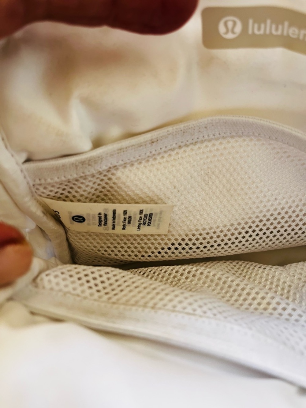 lululemon White Everywhere Belt Bag Quilted Crossbody Pouch Silver - Picture 6 of 9